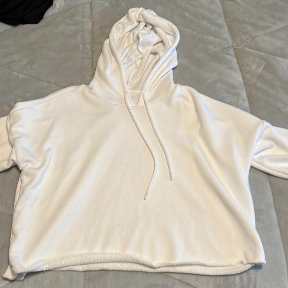 Aerie cropped white sweatshirt!